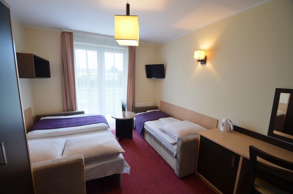 Triple Room with Balcony,363352336:JPEG